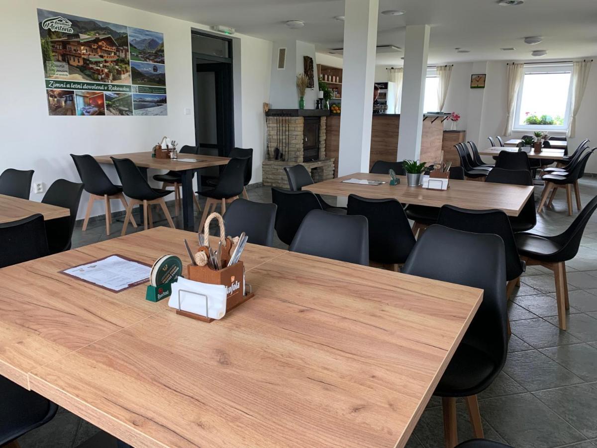 Restaurace A Penzion Gansberg Cotkytle Exteriör bild